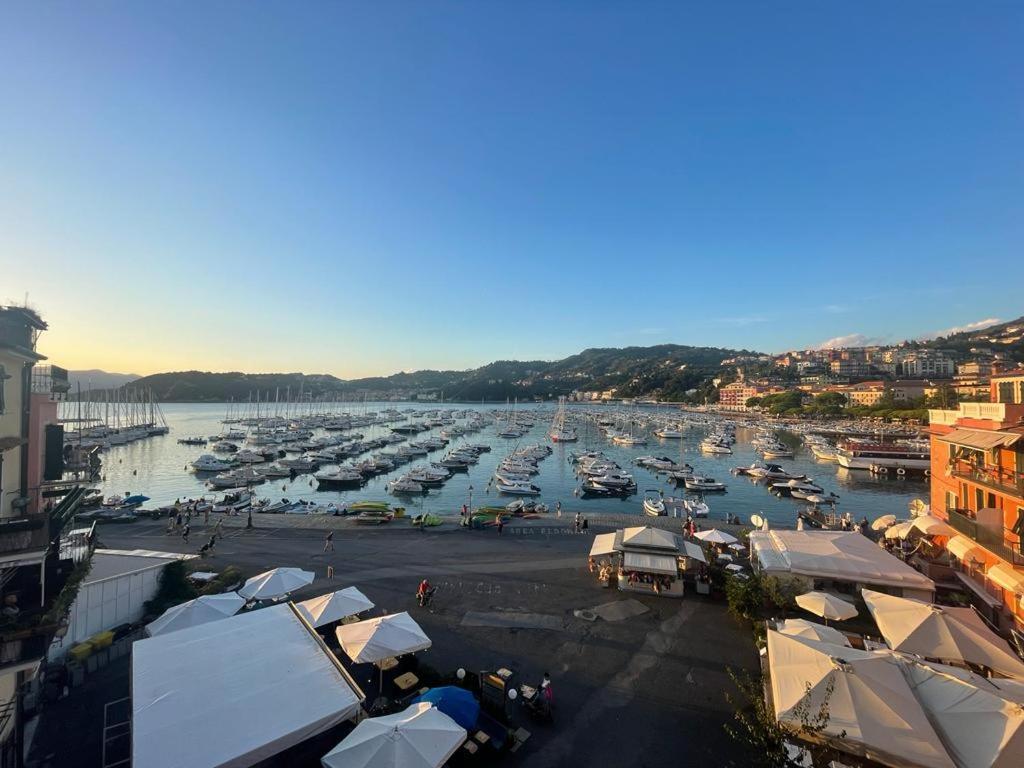 Suite Ventidue - Fronte Mare Lerici Exterior foto