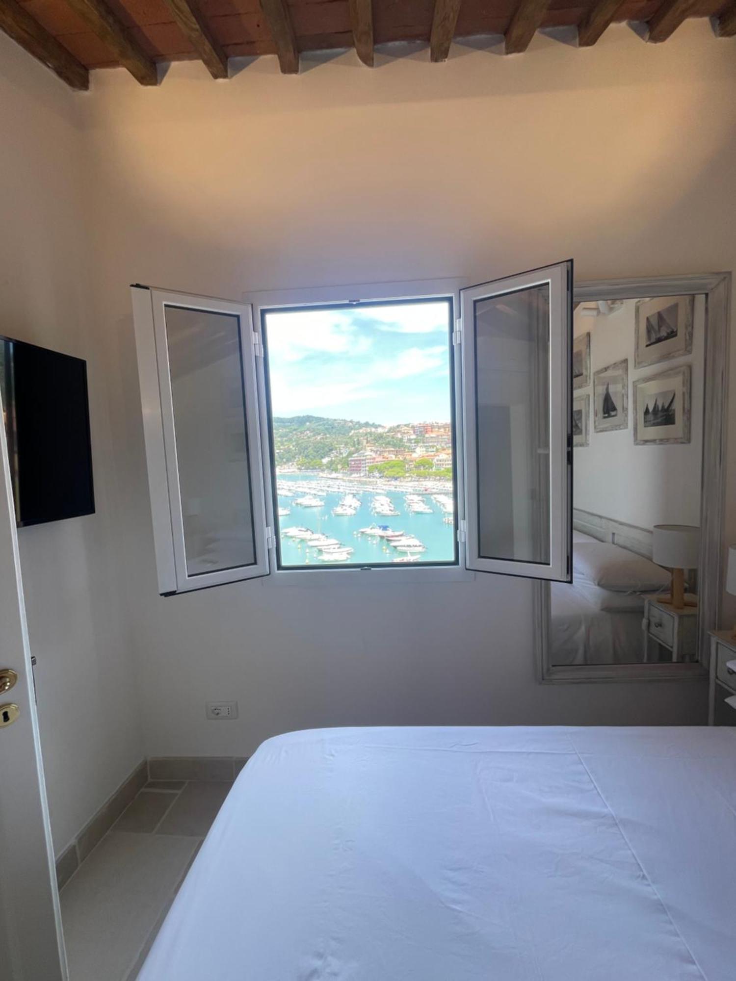 Suite Ventidue - Fronte Mare Lerici Exterior foto