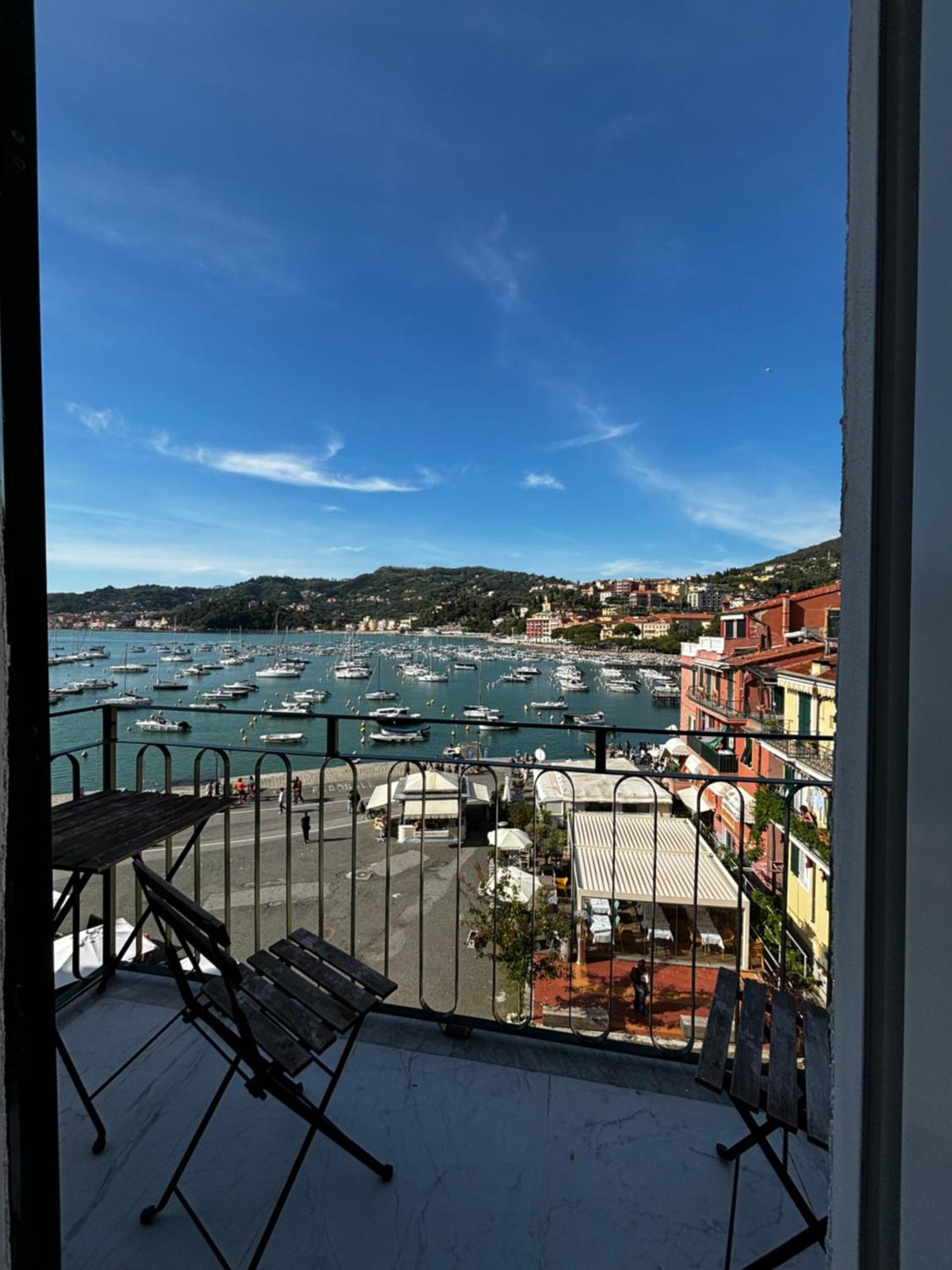 Suite Ventidue - Fronte Mare Lerici Exterior foto